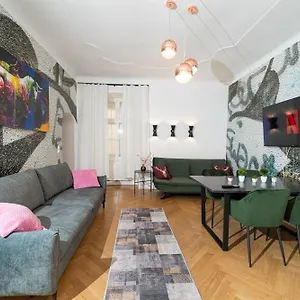 apt-stephansdome-city-free-netflix.vienna-besthotels.com/